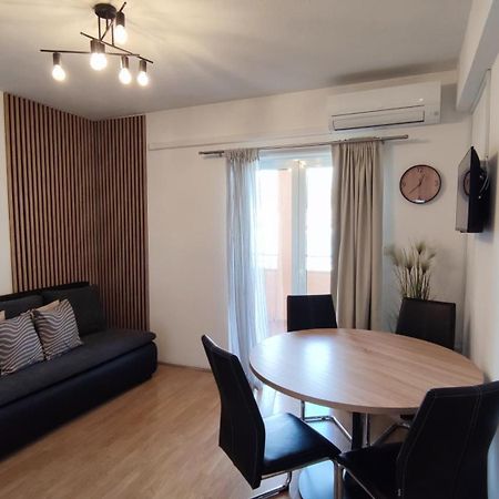 Apartments Kapetanovi Dvori Trogir Exterior photo