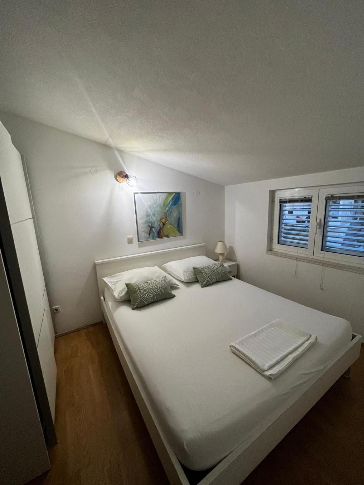 Apartments Kapetanovi Dvori Trogir Exterior photo
