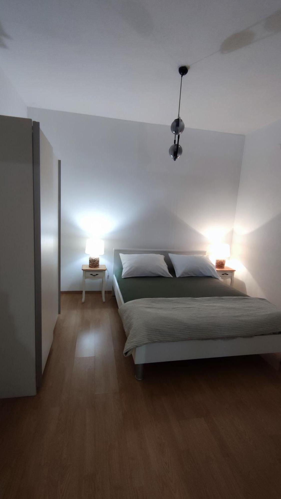 Apartments Kapetanovi Dvori Trogir Exterior photo