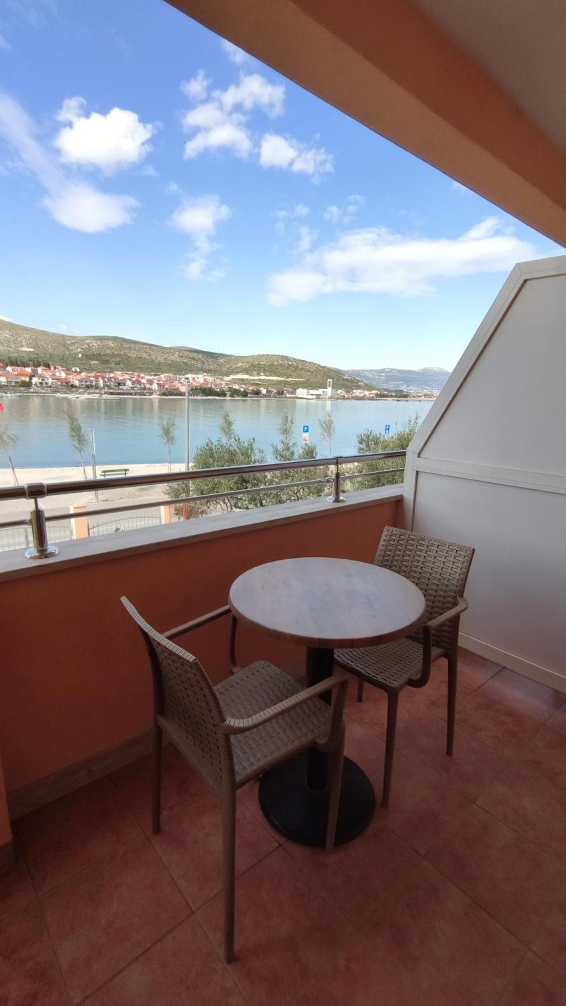Apartments Kapetanovi Dvori Trogir Exterior photo